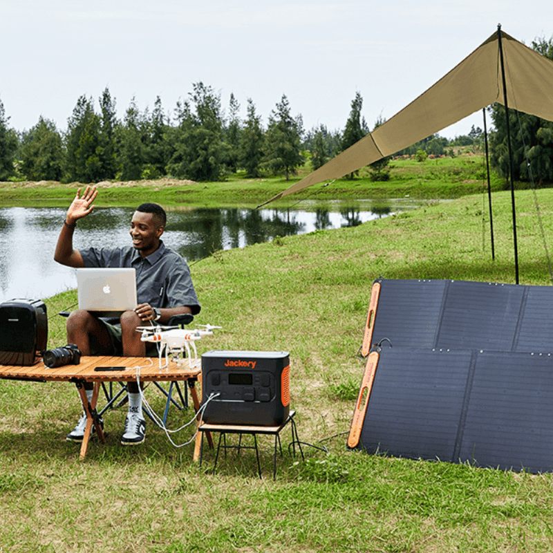 Solar Panel (SolarSaga 200W) by Jackery
